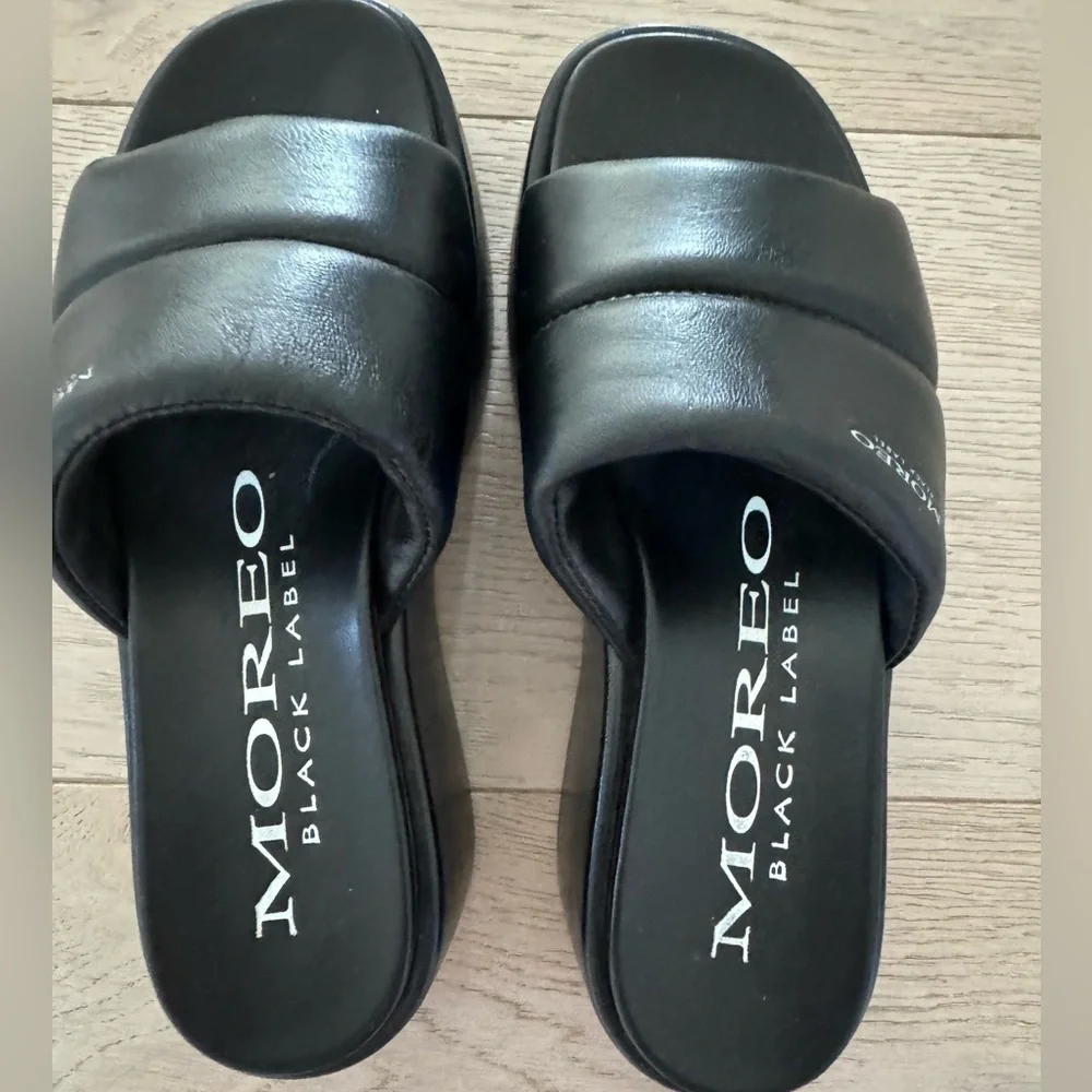 Marco Moreo Milano “Stephanie” Black Sandal size 35